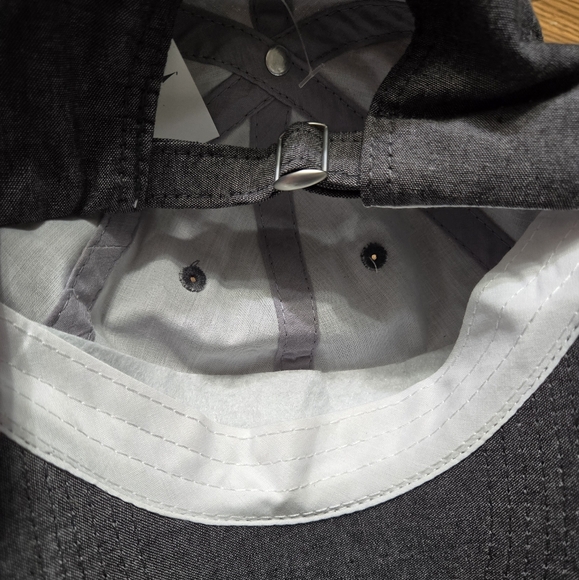 Disney Parks Adult Gray Rhinestone Adjustable Cap Hat New with Tag - Picture 5 of 6